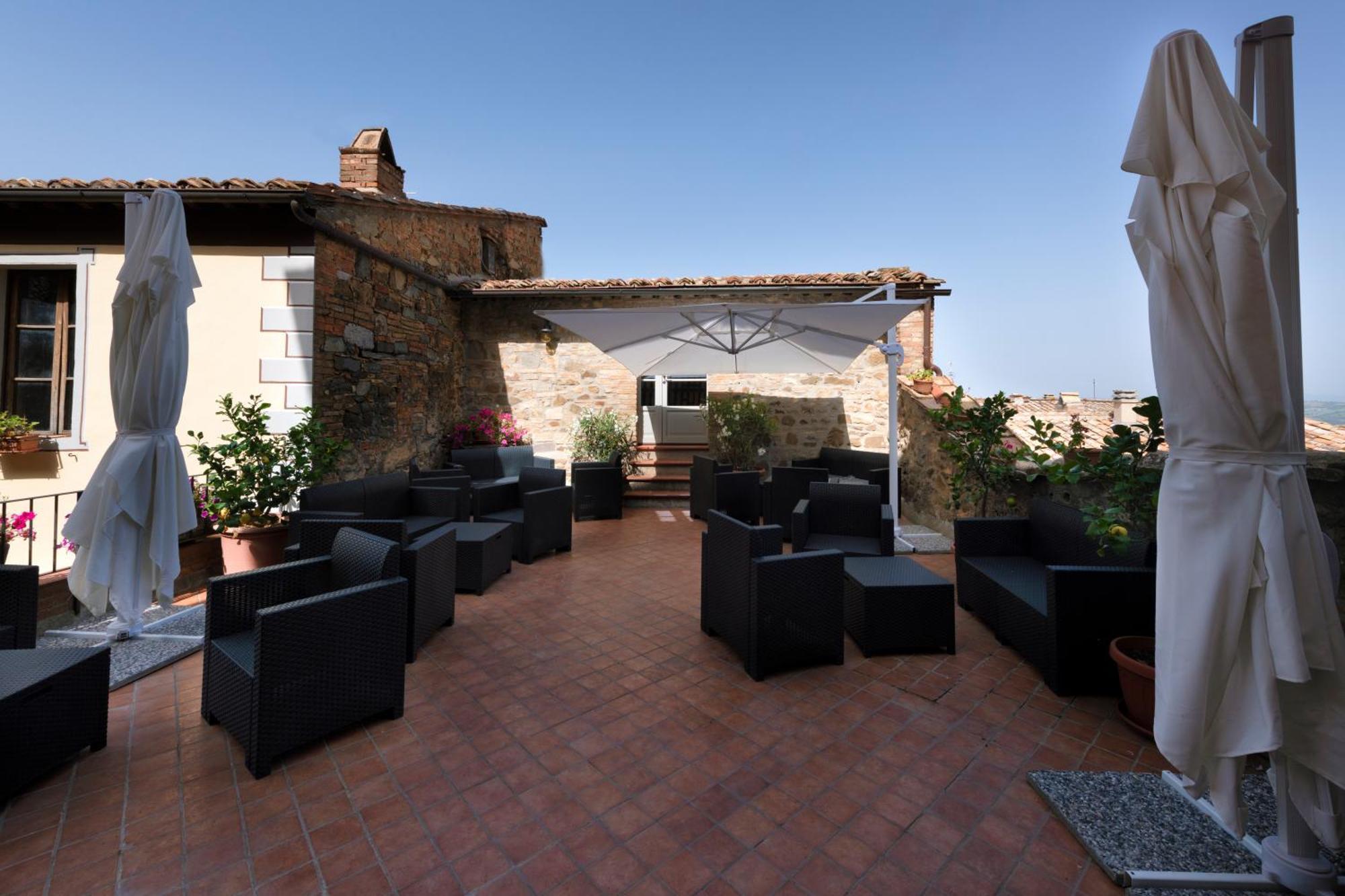 Il Palazzo Del Cardinale Bed & Breakfast Montalcino Dış mekan fotoğraf