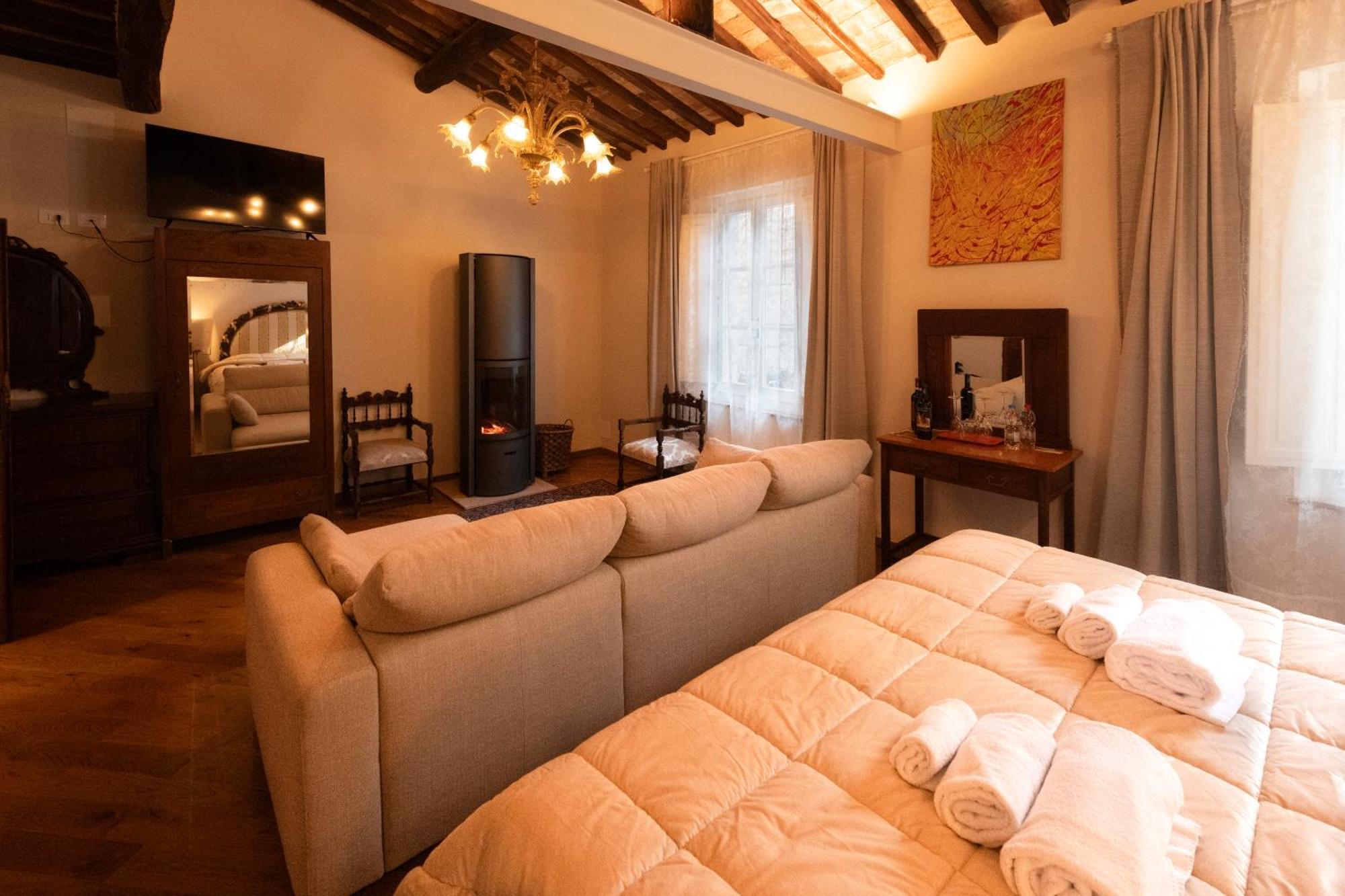 Il Palazzo Del Cardinale Bed & Breakfast Montalcino Dış mekan fotoğraf